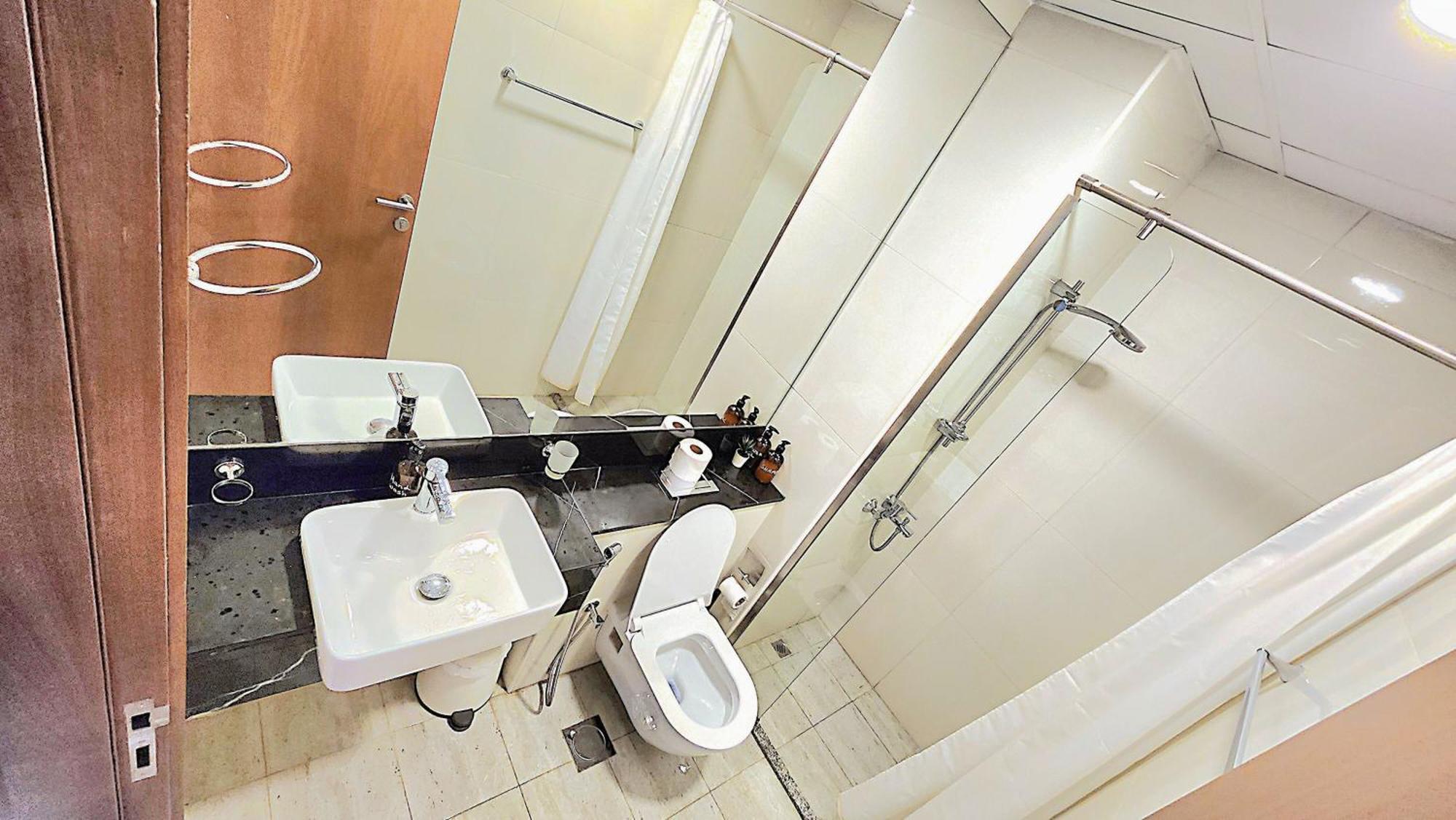 Lux Marasi Moods 2bd 7px Burj Khalifa & Canal Views Apartamento Dubai